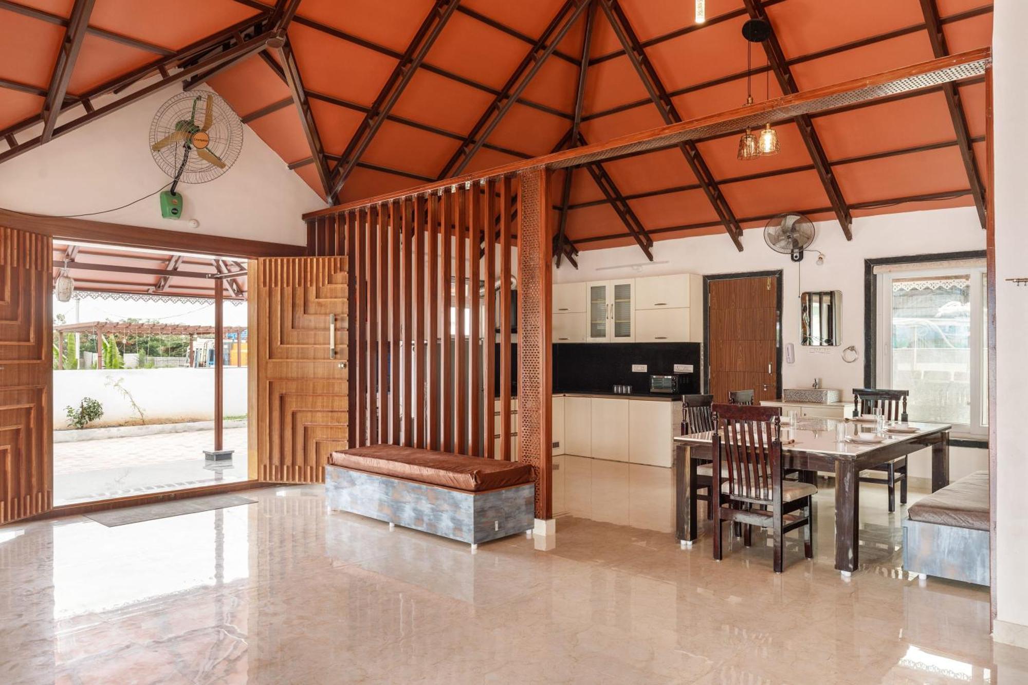 Aqua Lagoon Villa By Secret Turtle Pvt Pool Private Lawn سيكَندراباد المظهر الخارجي الصورة